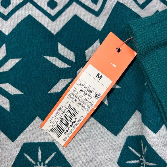 NWT Women's Fair Isle Fleece Snowflake Sweatshirt Colsie Gray Size Medum A1 - Picture 3 of 4